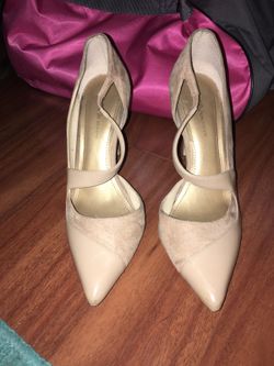Heels-nude size 9 BCBG