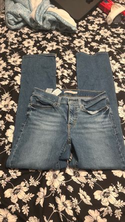 Levi darkish blue jeans