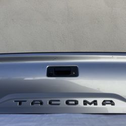 Tacoma 2020 Tailgate 