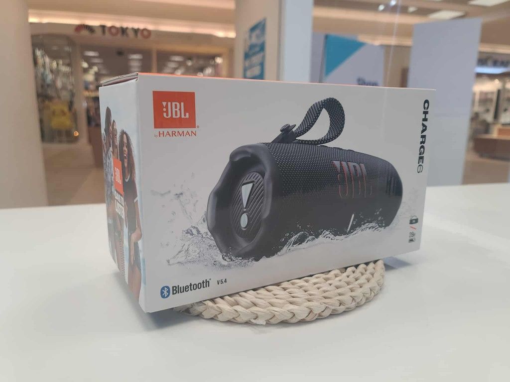 Jbl Charge 6 Bluetooth Speaker New - Pay $5 today and the rest later!!