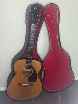 Vintage Aria Guitar w/ Case