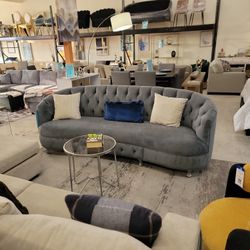 Sofa Last One Floor Sample 