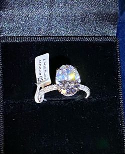 4 ct. Moissanite diamond ring on Sterling silver band