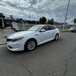 2016 KIA Optima
