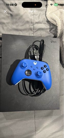 Xbox One X + Controller + Power Cord