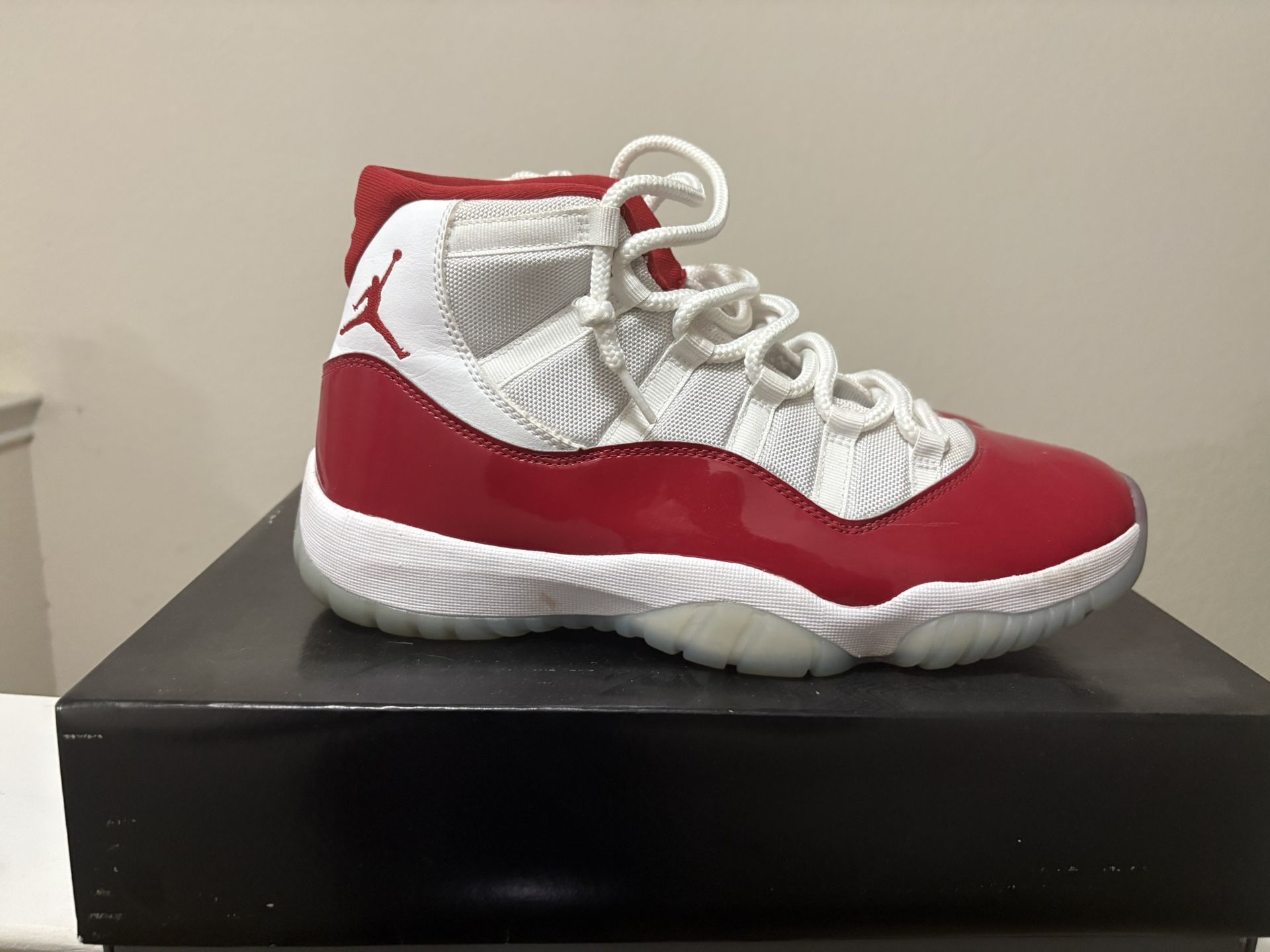 Jordan 11 Cherry 