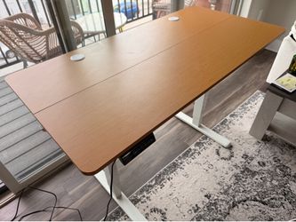 Standing/Ajustable desk