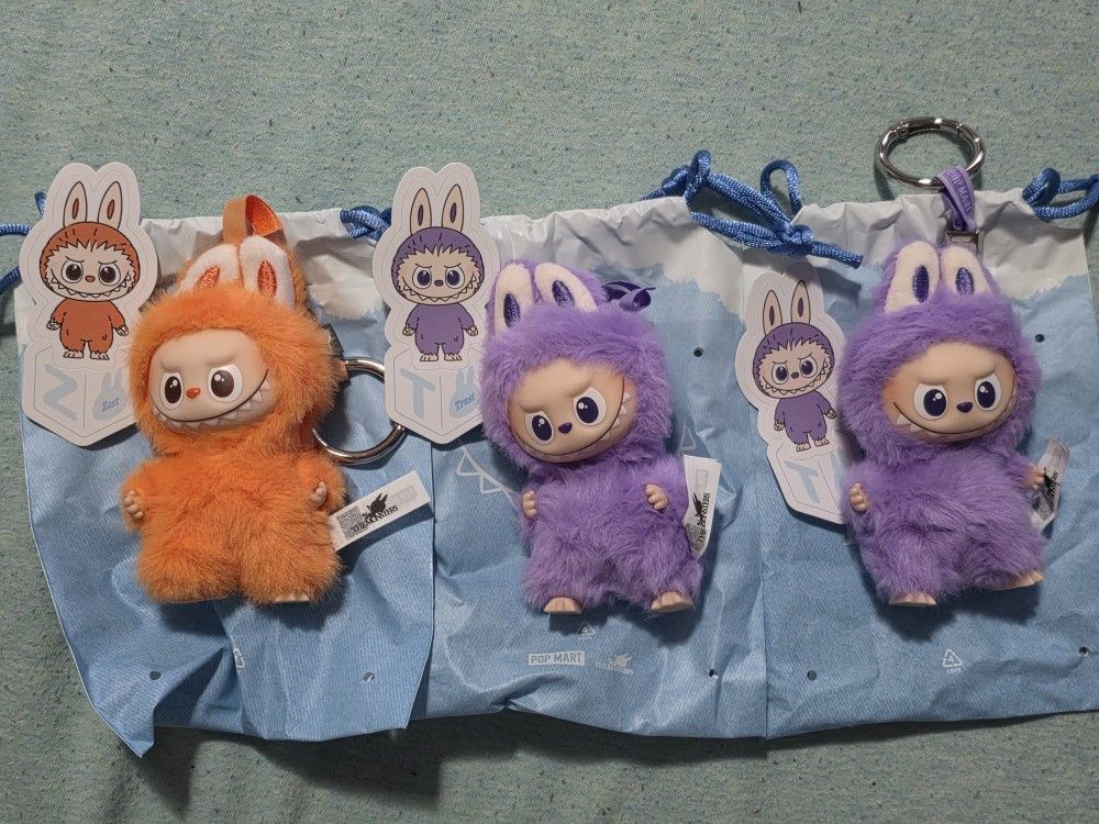 Authentic Labubu And Skullpandas