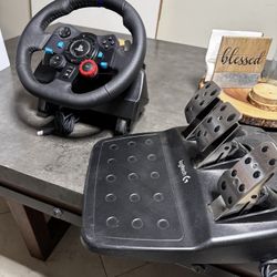 Logitech G29 Racing Wheel 