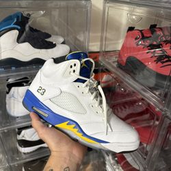 Jordan 5 Laney 