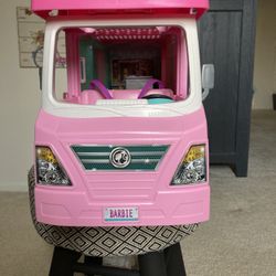 Barbie Camper
