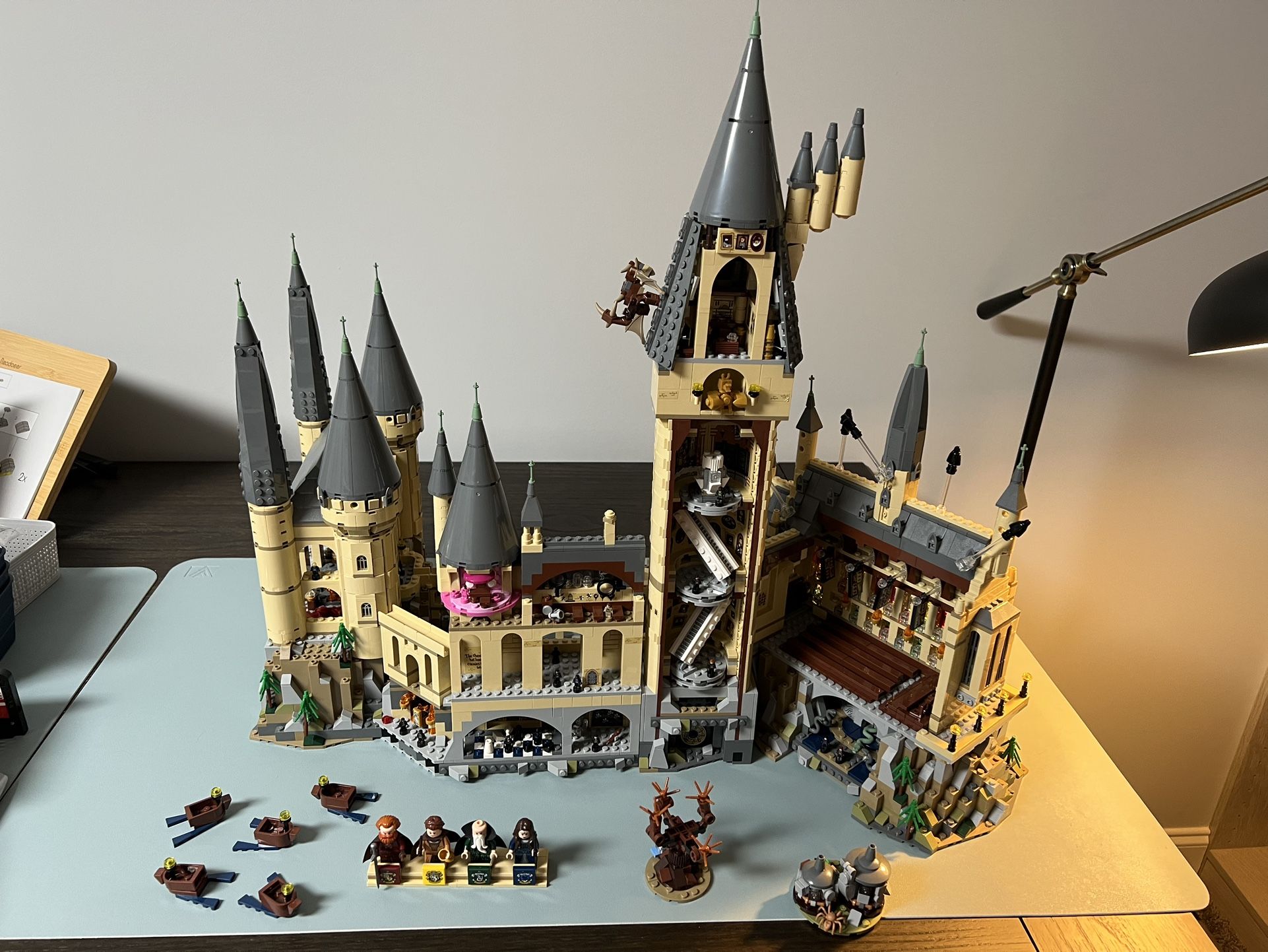 Harry Potters Hogwarts Castle Huge Complete Set