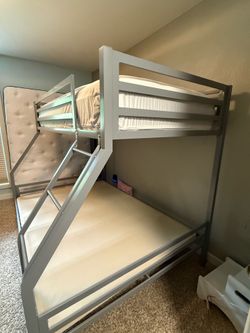 Kids twin over full bunk bed