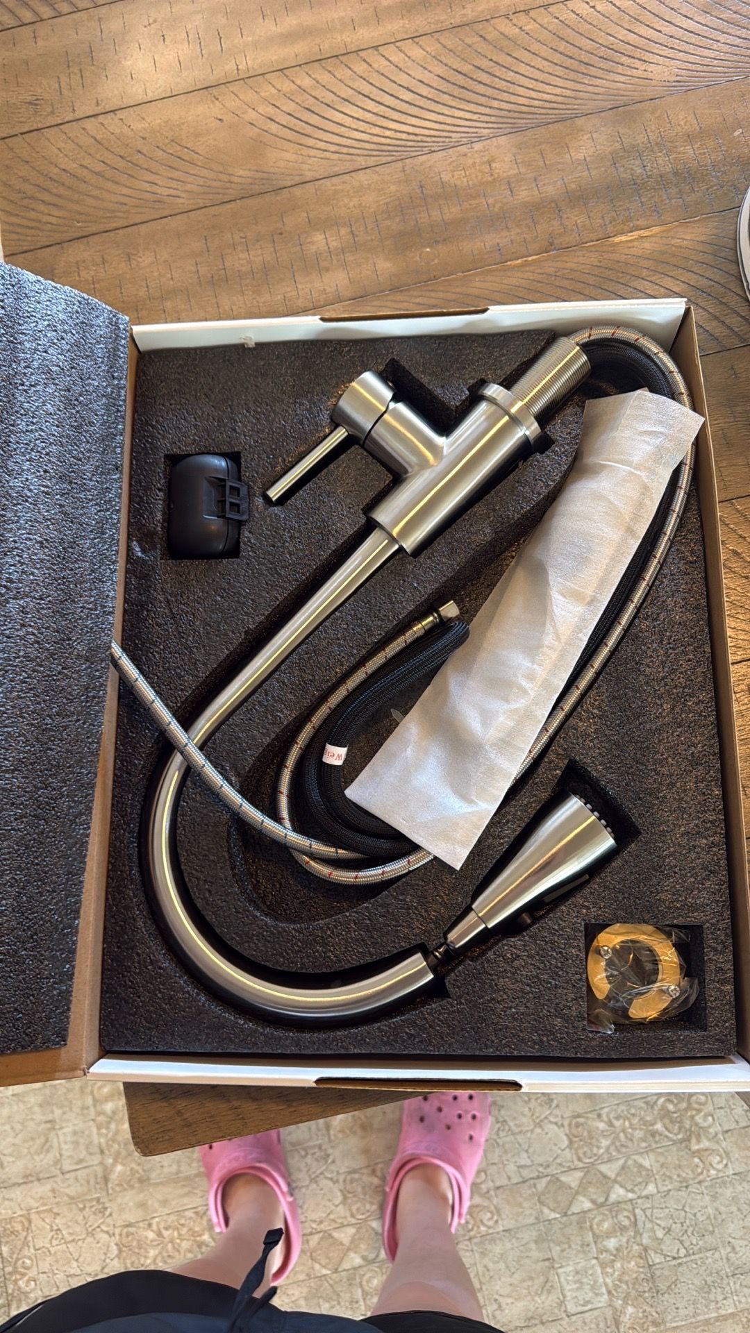 Kitchen faucet