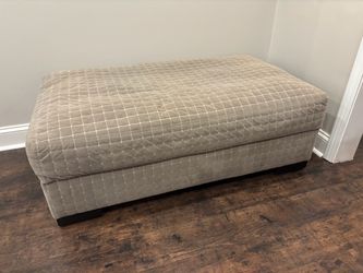 Storage Ottoman / Bench