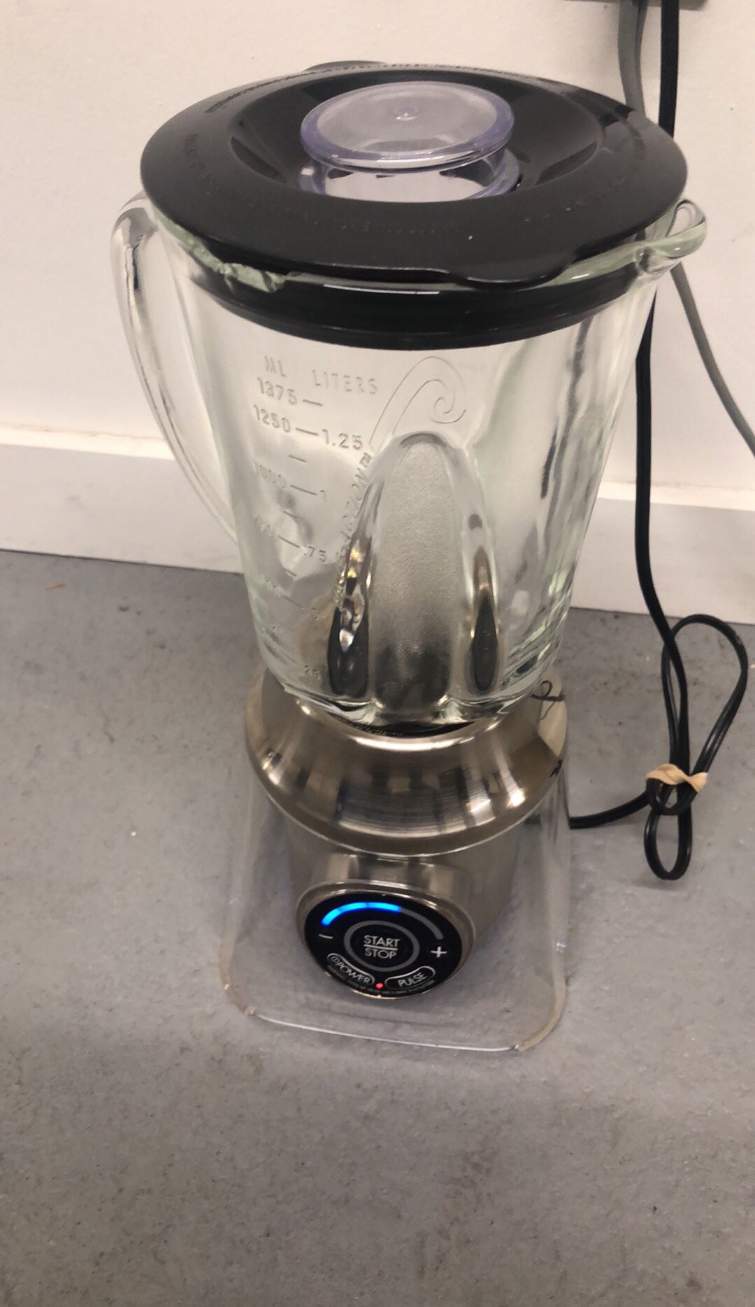 Hamilton Beach Mixer almost new
