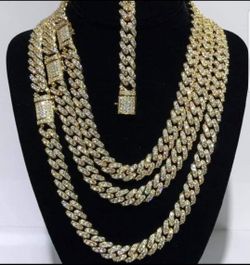 Full ice out Cuban Link Set 14K Gold Plated Does Not Loses Color
