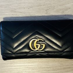 Authentic Gucci Marmont Continental Wallet