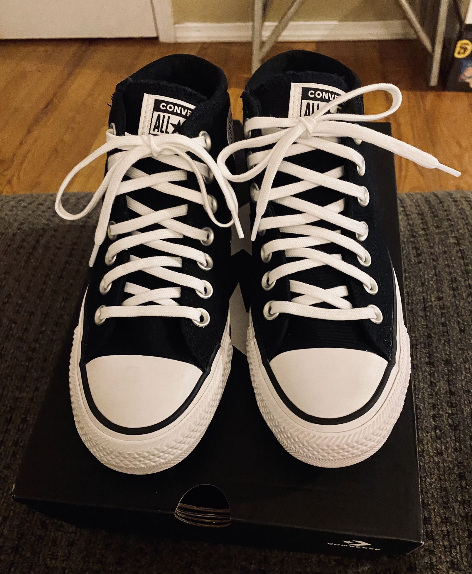 Converse Madison Mid Black/White