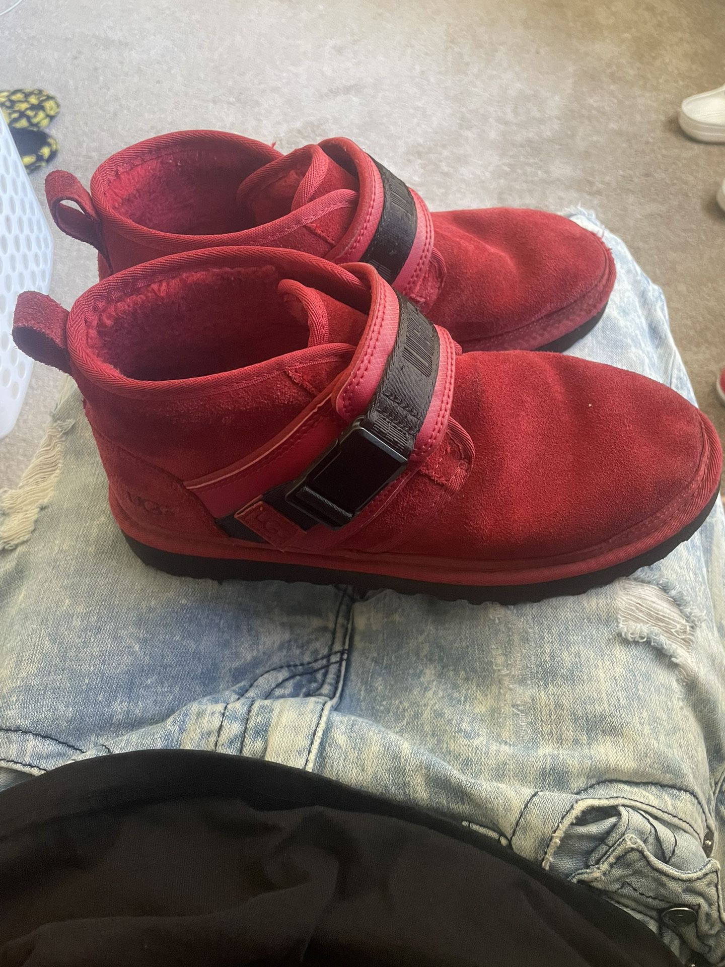 red uggs