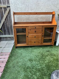 Cabinet with storage