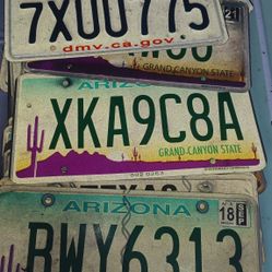 33 used vehicle license plates from various states. Mostly Arizona. 