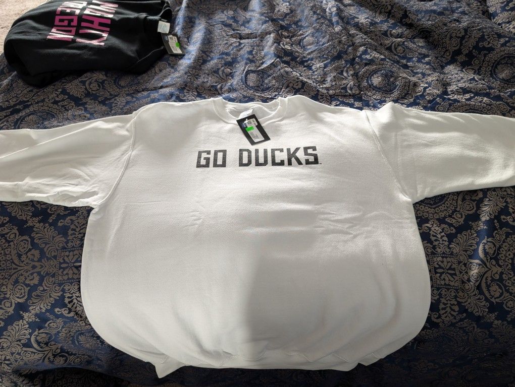 New With Tags Oregon Ducks Sweatshirts