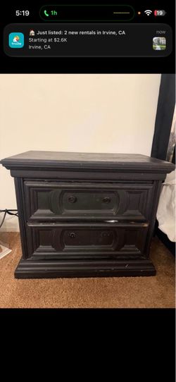 Black 2 drawyer night stands