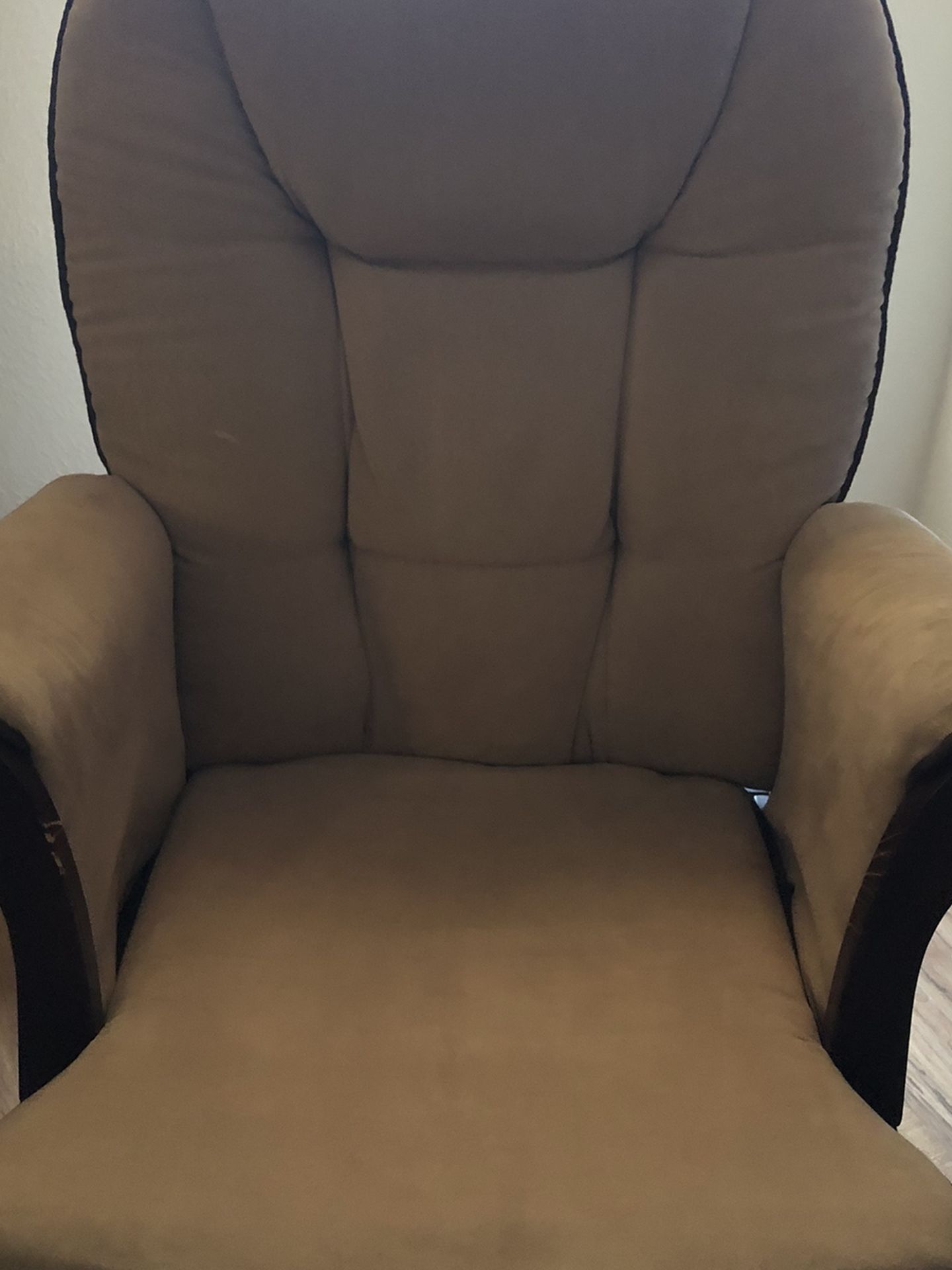 Nursing/ Rocking chair with ottoman