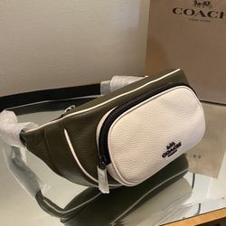 💕🍀New Coach Fanny Pack/waist Bag 
