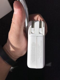 85 w changer for MacBook pro good quality and good price