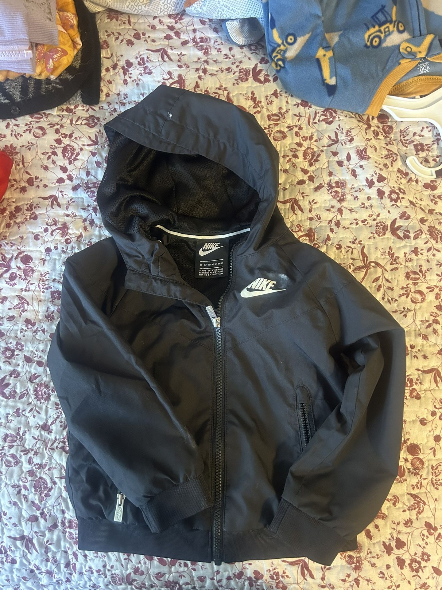 Nike Jacket 3t