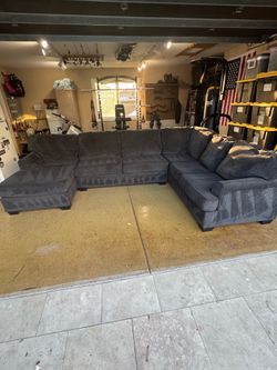 Sectional couch