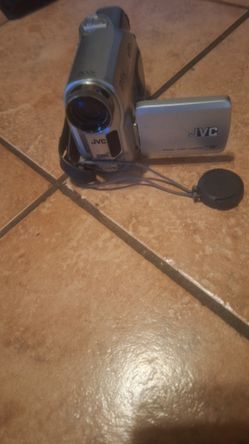 JVC DIGITAL VIDEO CAMERA