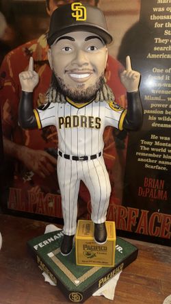 FERNANDO TATIS JR. HUGE BOBBLEHEAD ! VERY RARE 🔥