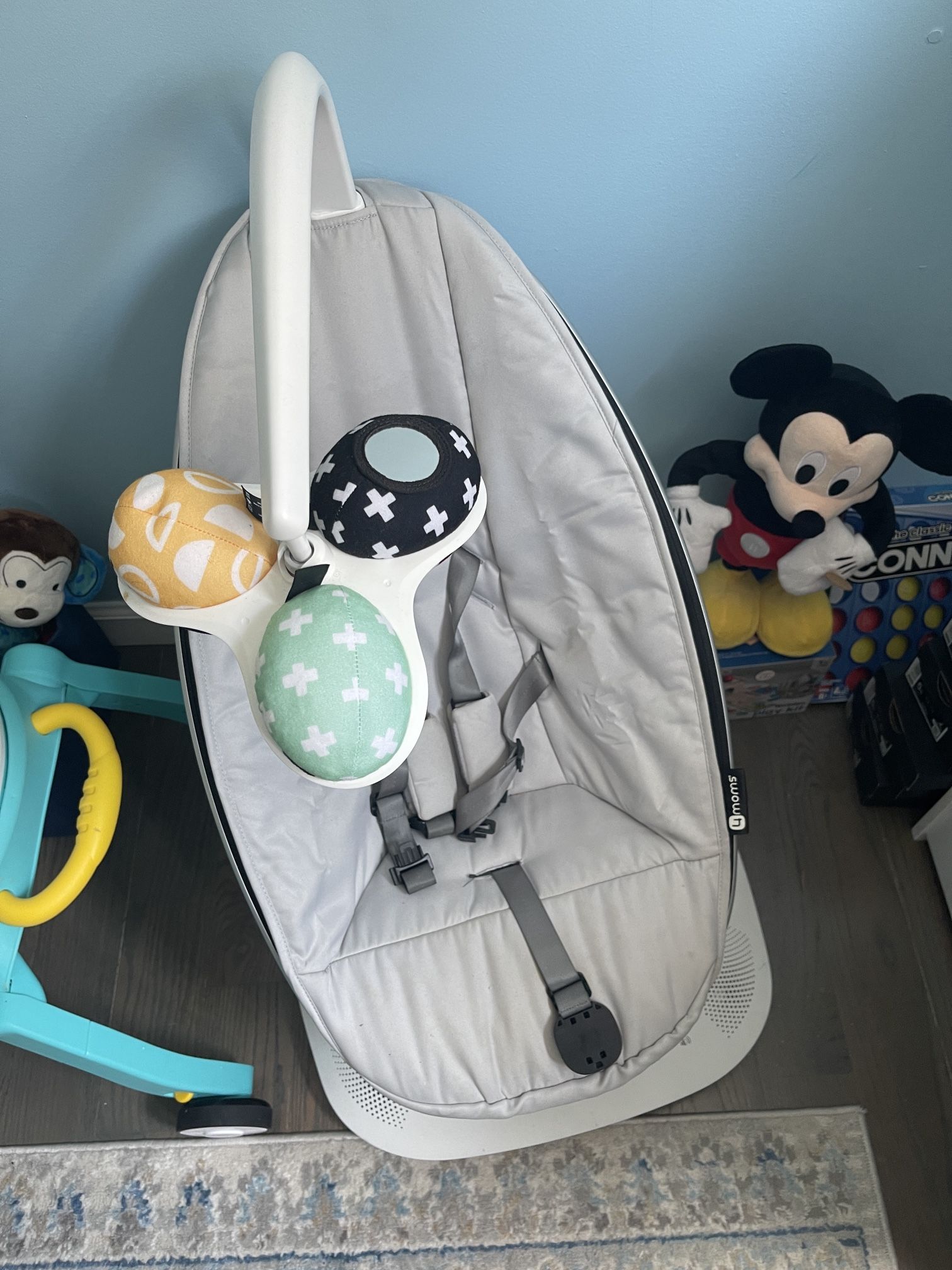 4moms Mamaroo Multi-motion Baby Swing