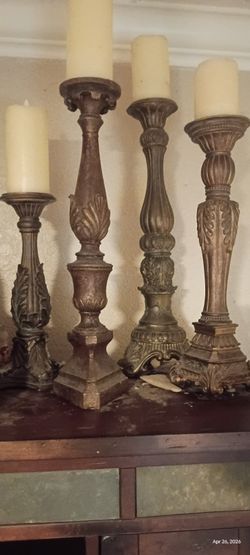 Set Of 4 Beautiful Candle Holders