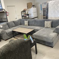 Grey Comfortable 3 Piece Sectional ‼️take It Home With $39 Easy Approval ‼️