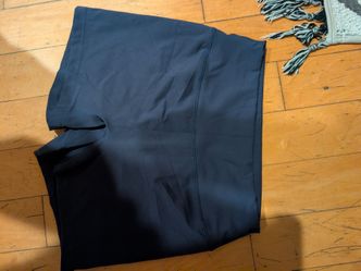 New women's shorts medium