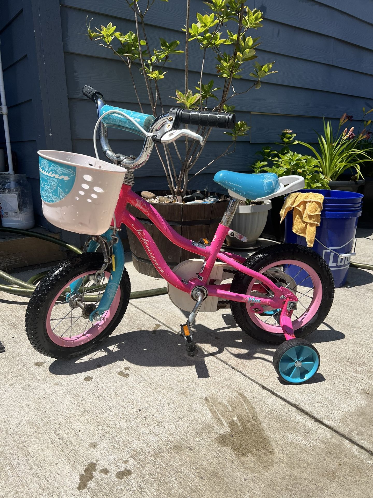 Tricycle For kids in good condition