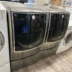 LG Signature Series Mega Capacity washer and dryer set electric used