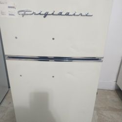 Scratch And Dent Mini Fridge 