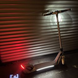 Bugatti 9.0 Electric Scooter - Silver -  Brand New