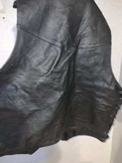 Vance Leather vest size 60 but fit 3xl to 2xl