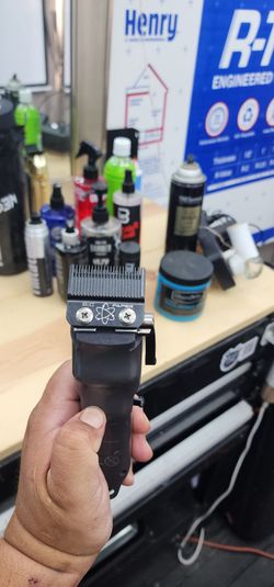 Barber supplies and clippers