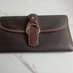 Dooney & Bourke Leather Wallet (Never Used)