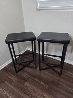 Modern Backless Bar Stools