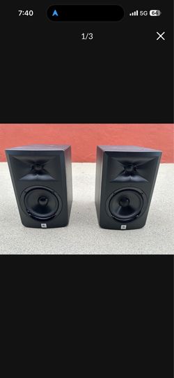 Used JBL LSR305 Pair Powered Monitor