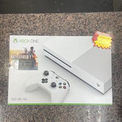 Xbox One S 500gb in Box