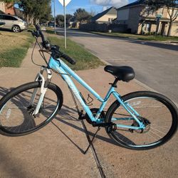 Schwinn GTX2 - 28"/700c Aluminum Hybrid bike 